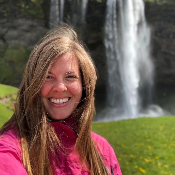 Meet your Posher, Brianne - Picture 3 of 4